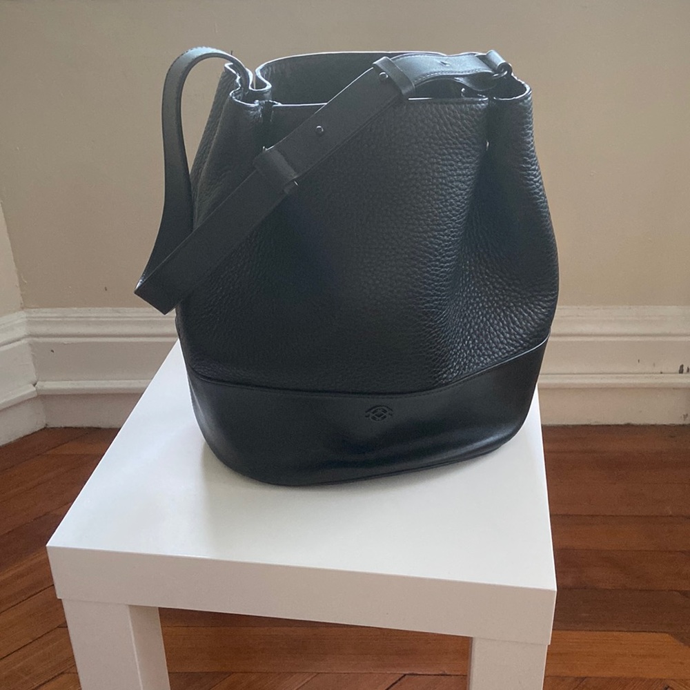 Dagne Dover Ava bucket bag